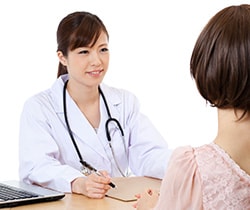 step8:セラミックの本歯を装着(1週間~10日後)