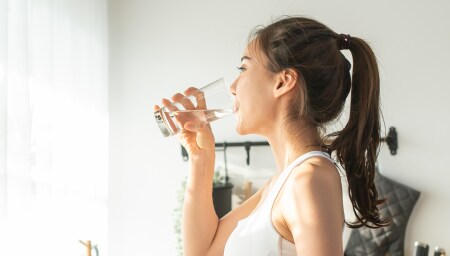 食事や飲み物の際には取り外す